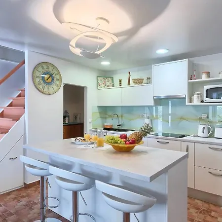 Casa de Férias Emma, A Charming In An Idyllic Location Ner The Sea *