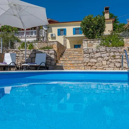 Emma, A Charming In An Idyllic Location Ner The Sea Casa de Férias *